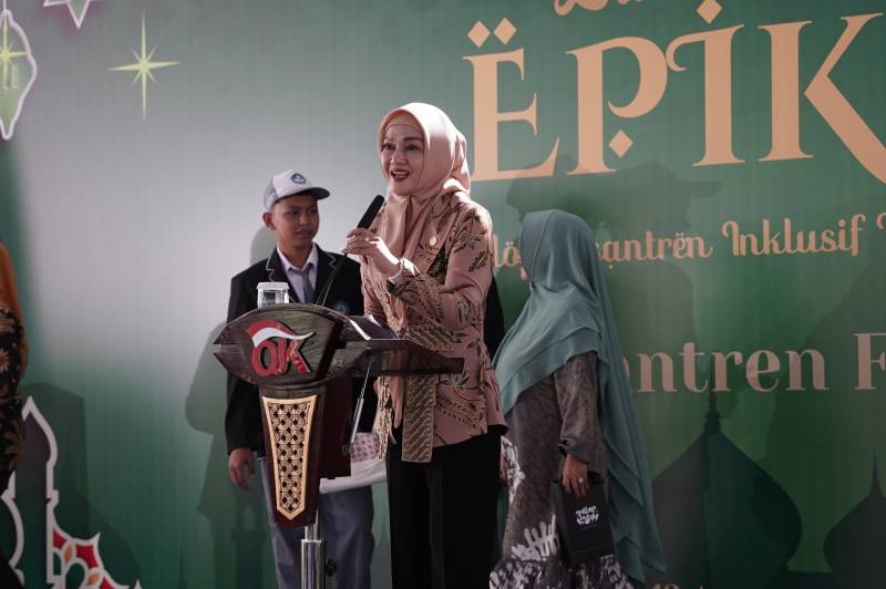 OJK Dorong Ekosistem Keuangan Syariah di Pondok Pesantren