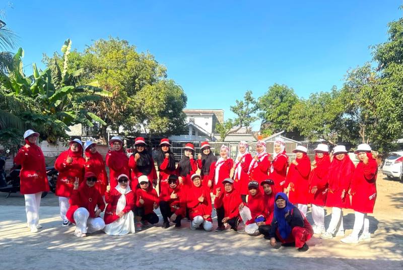RW 14 Raih Juara Senam Ininnawa Kelurahan Buntusu