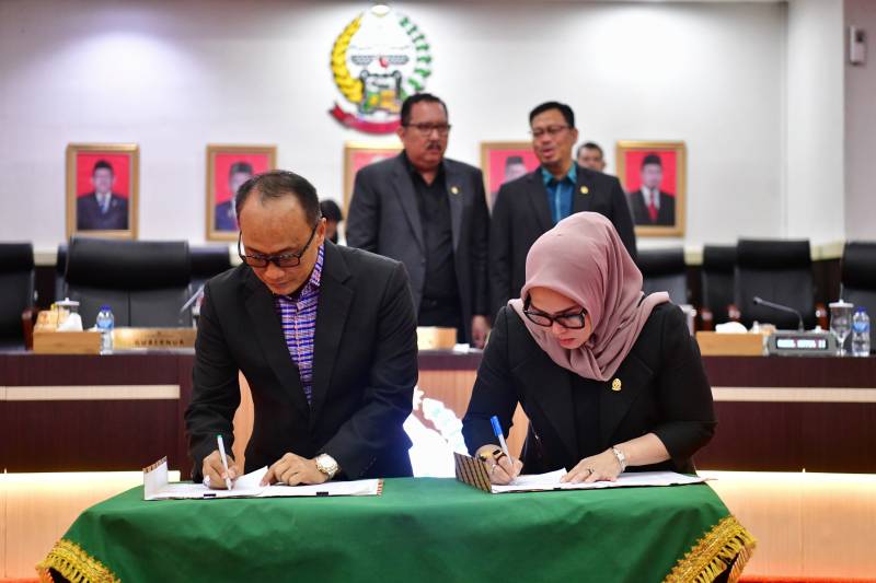 Pemprov - DPRD Sulsel Sepakati KUA-PPAS APBD Tahun Anggaran 2024
