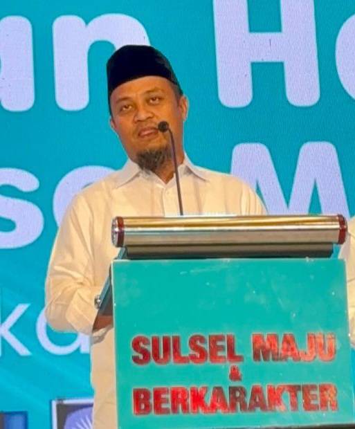 Bantah Isu Poligami: Andi Sudirman Sulaiman: Istri Saya Hanya Satu
