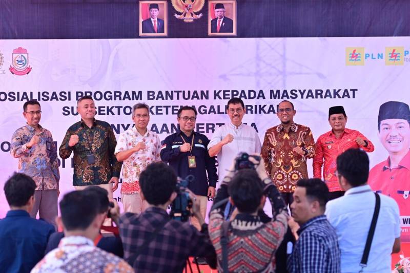 Enam Ribuan Rumah Tangga Tidak Mampu di Sulsel akan Terima Bantuan Pasang Listrik Gratis