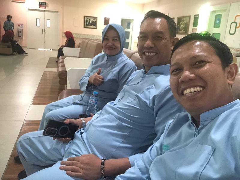 Calon Bupati Sinjai Hj Andi Kartini Ottong dan Calon Wakil Bupati, Muzakkir Periksa Kesehatan di RS Wahidin