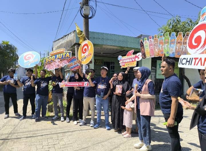 Driver Taksi Online di Makassar Menangkan 300 Juta dari Tutup Botol Ichitan, Biaya Pendidikan Anak Ditanggung