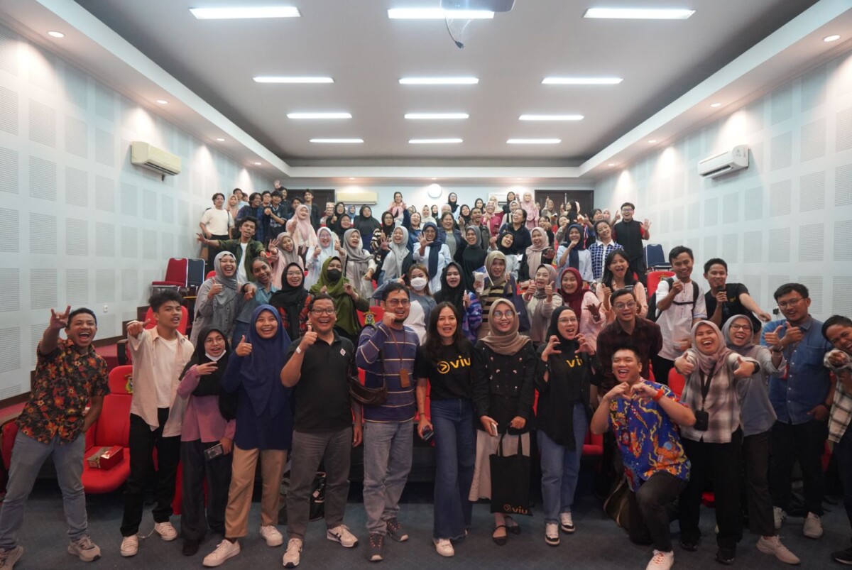 Telkomsel dan Viu Gelar Bareng dan Talkshow Serial “Dia Angkasa” di Unhas