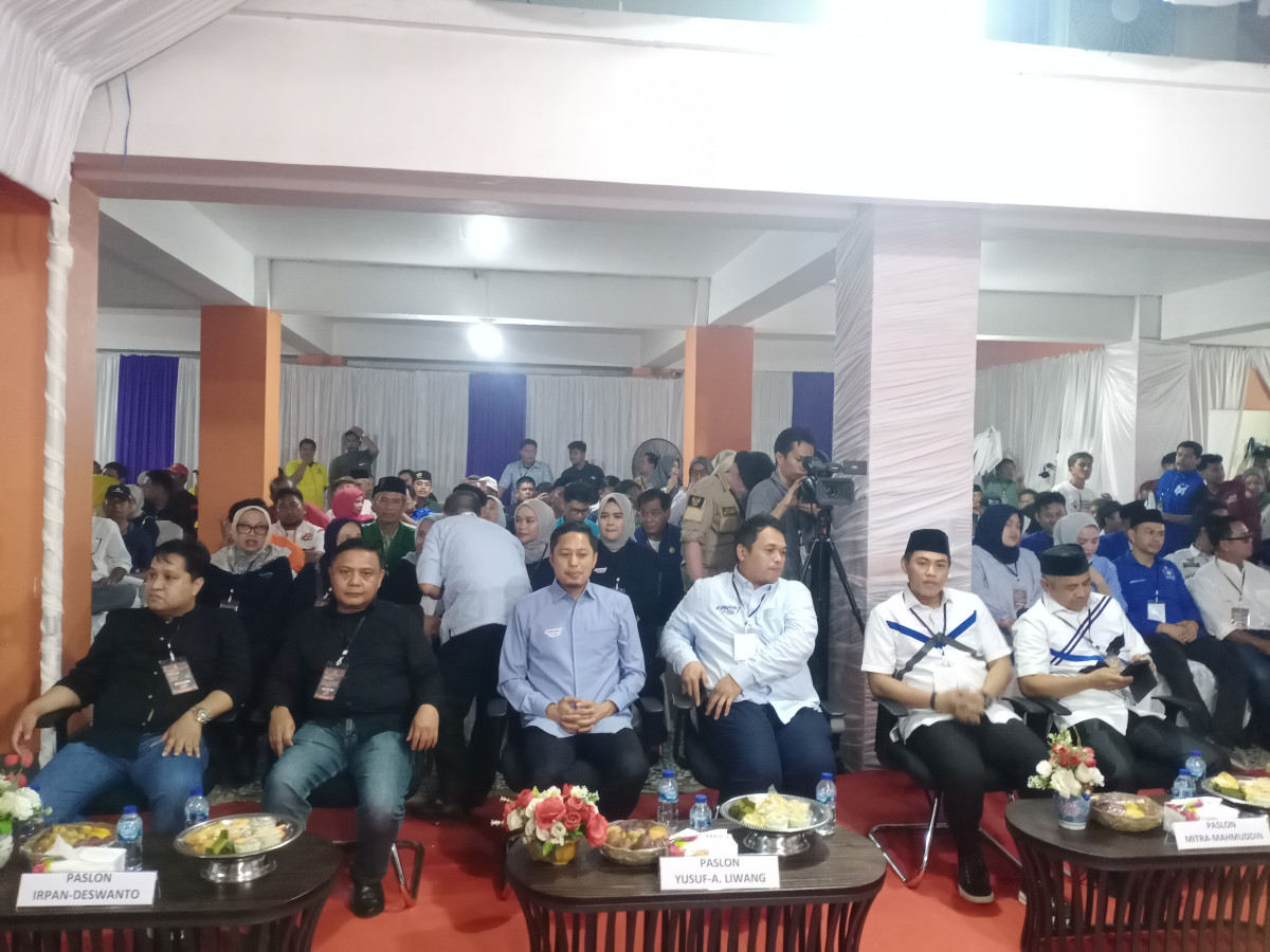 Pasangan Calon Bupati Dan Wakil Bupati Nomor Urut 3 Ajak Masyarakat Untuk  Saling Menghormati