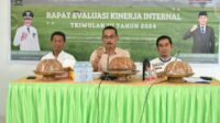IMG-20241005-WA0006 PJ Bupati Sinjai Pimpin Rapat Evaluasi Internal Di Dinas Ketahanan Pangan, Hortikultura Dan Perkebunan Sinjai