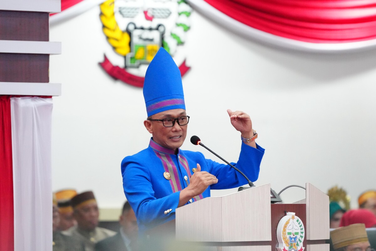 Pj Gubernur Paparkan Pencapaian Pemerintah Provinsi di Paripurna HUT Sulsel ke-355