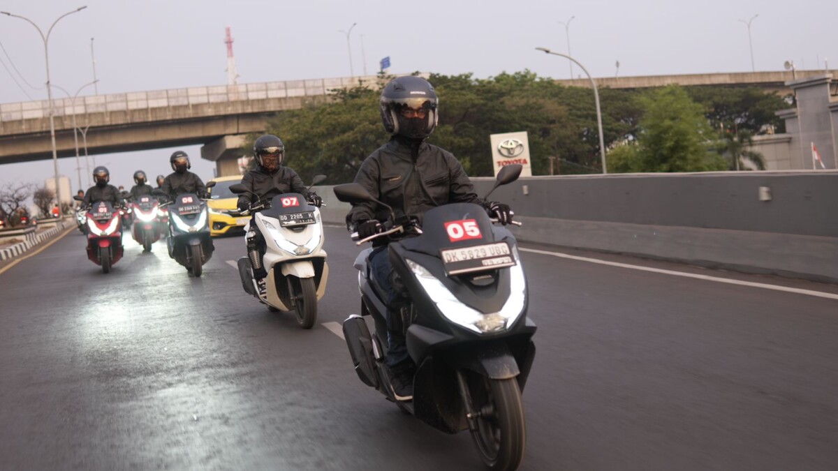 Ramaikan Gelaran Honda Bikers Day, Pecinta Honda PCX160 Touring 150 Km