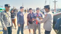IMG-20241030-WA0109 Sukseskan Pilkada Serentak, Polsek Paotere Bagikan Brosur Imbauan Kamtibmas ke Masyarakat