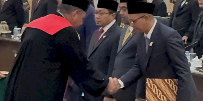 Supratman Resmi Dilantik sebagai Ketua DPRD Makassar 2024-2029