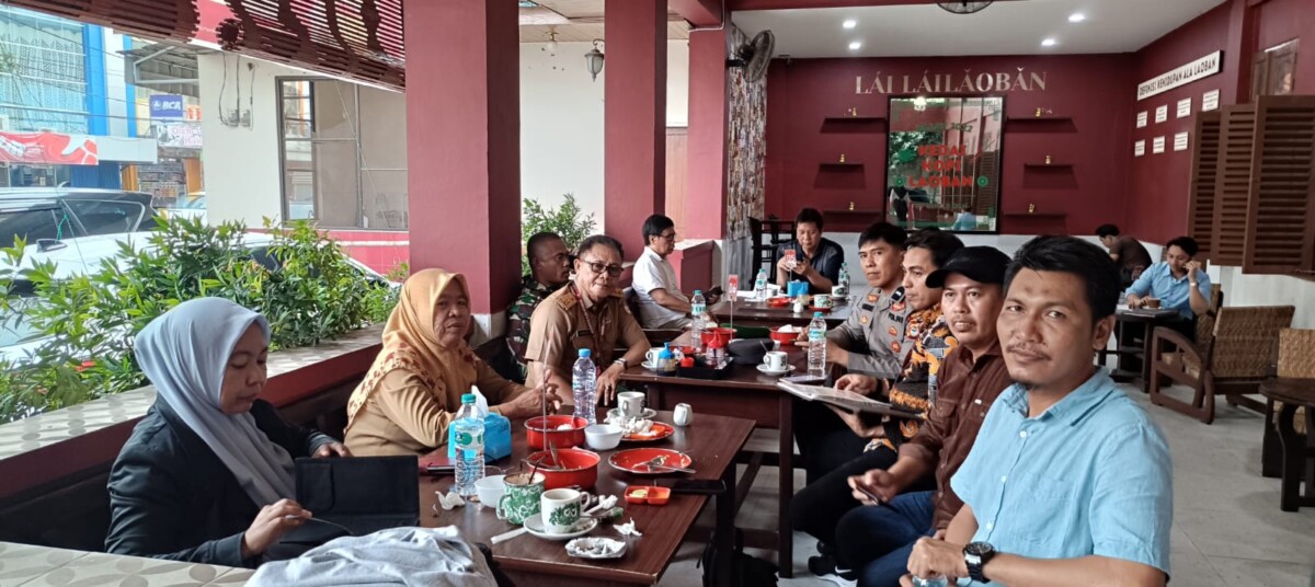 Pastikan Kelancaran Distribusi Logistik, Personel Polsubsektor Sangkarrang Rakor Bersama PPK