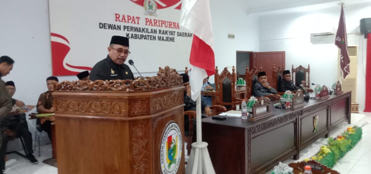 DPRD-Pemkab Majene Sepakati 12 Propemperda Tahun 2025