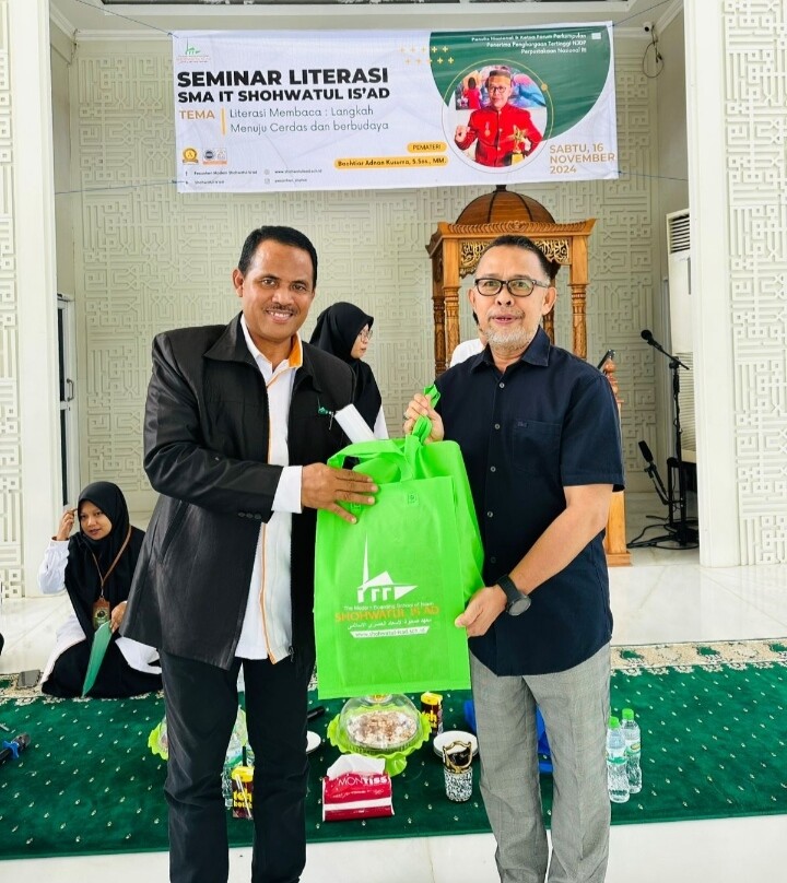BAK Beri Insight Literasi Santri di Ponpes Pelangi Negeri di Awan Shohwatul Is’ad