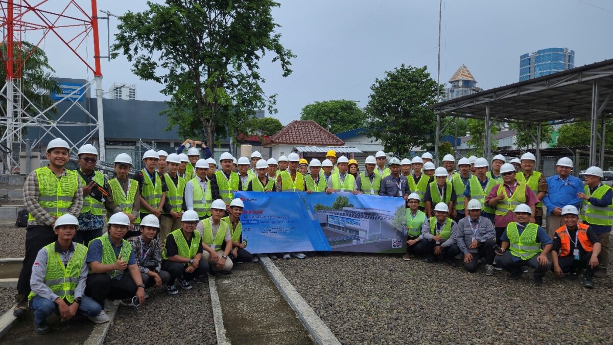 Kementerian ESDM - Huawei Dorong Literasi Keamanan Teknologi Panel Surya