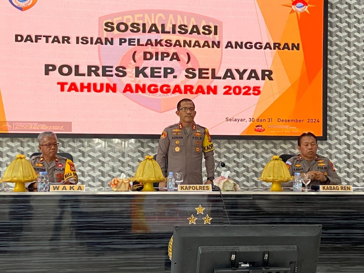 Serahkan Rendisgar Satfung Jajaran, Kapolres Selayar Tekankan Prinsip Efektif dan Efisien