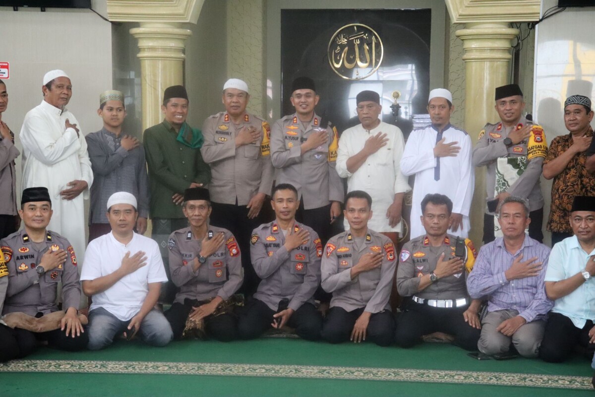 Cooling System Pasca Pilkada 2024, Polres Soppeng Gelar Safari Jumat