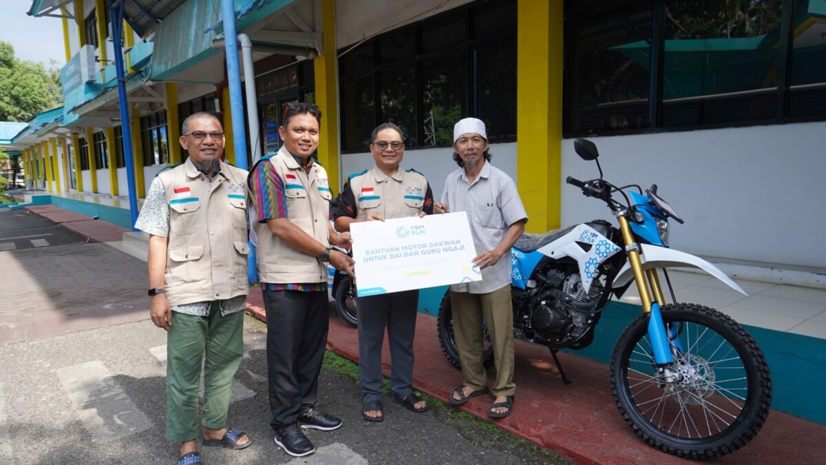 Menggerakkan Dakwah, Menembus Batas Wilayah dengan Motor Dakwah YBM PLN