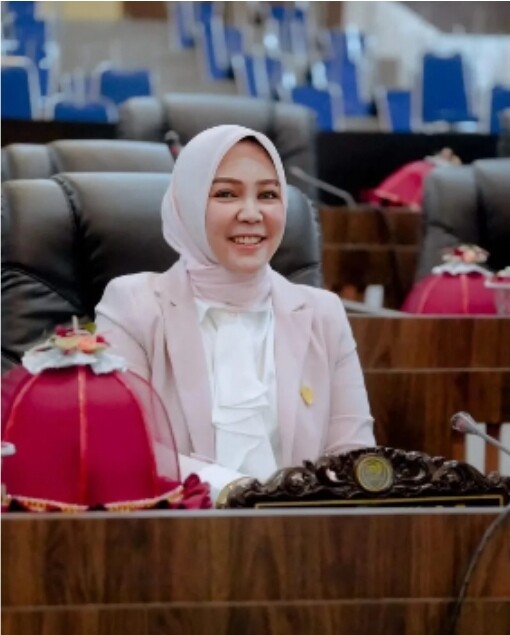 Andi Yenny Dilantik Kembali sebagai Anggota DPRD Barru untuk Periode Kedua
