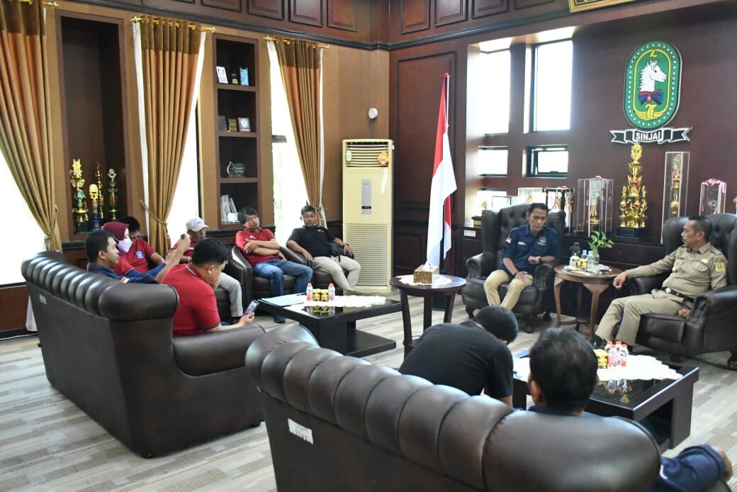 Pj Bupati Sinjai Berikan Ide ide Cemerlang Kepengurus DPC AMJI-RI Sinjai