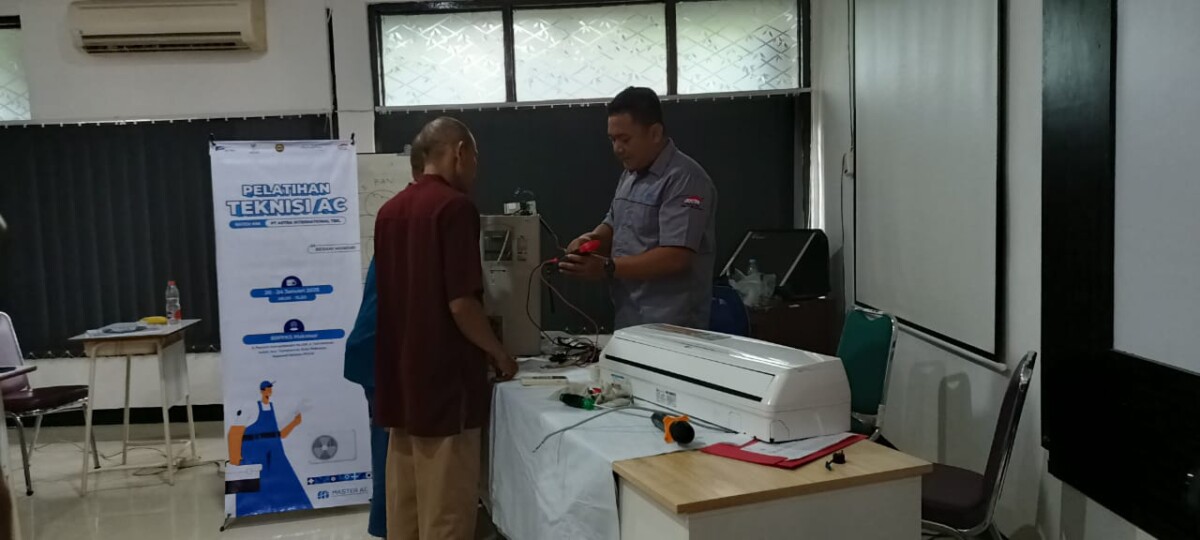 Dukung Kewirausahaan, Eks Napiter di Makassar Dilatih Jadi Teknisi AC