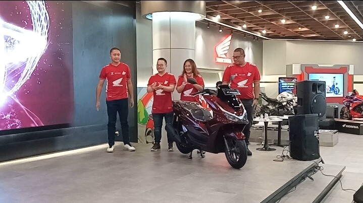 Honda New PCX 160 Resmi Hadir di Makassar, Sarat Kemewahan dan Beragam Inovasi Teknologi Modern