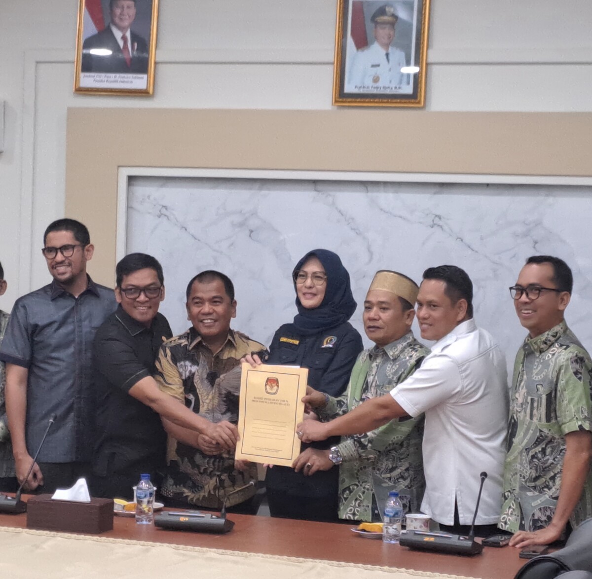 KPU Serahkan Surat Usulan Pelantikan Gubernur dan Wakil Gubernur ke DPRD Sulsel