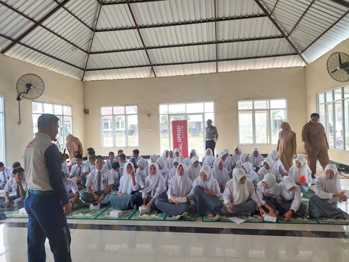 Astra Motor Sulawesi Selatan Beri Edukasi Keselamatan Berkendara untuk Pelajar di Gowa 