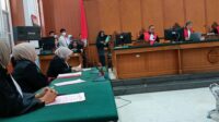 IMG-20250225-WA0068 Mira Hayati Pemilik Skincare Berbahaya Batal Jalani Sidang Dakwaan, Alasan Sakit dan Dirawat di RS