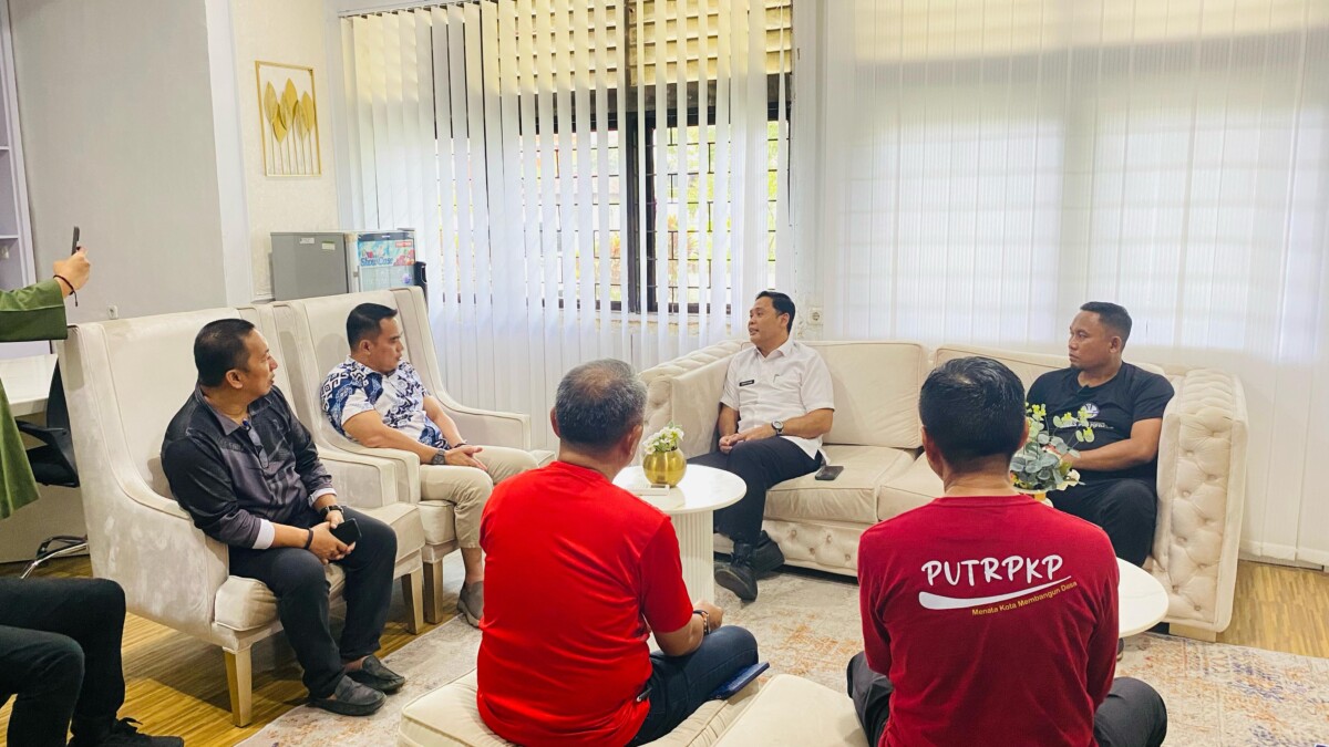 Wakil Bupati Takalar Sambangi Kantor Dinas PUPRPKP 