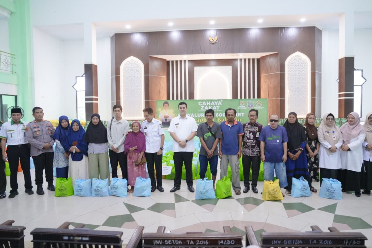 Baznas Pangkep Salurkan 1600 Paket Ramadan