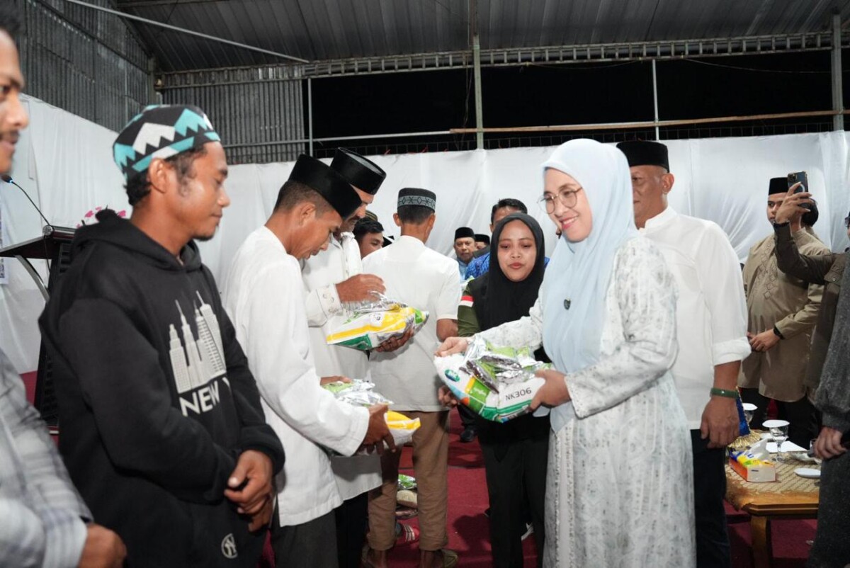 Safari Ramadan, Bupati Husniah Sapa Masyarakat Pattallassang