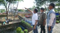 Wujudkan Program "Sidrap Bersih" Bupati Syahruddin Alrif Pimpin Langsung Kerja Bakti di Kawasan Monumen Ganggawa