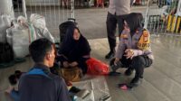 Oplus_131072 Agar Mudik Aman, Polsek Kawasan Soeta Ingatkan Penumpang Kapal Waspada Calo Tiket