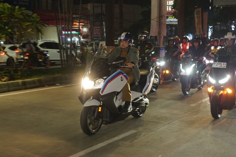 Gunakan Sepeda Motor, Munafri Bersama Forkopimda Kota Makassar Pantau Posko Terpadu Mudik Lebaran 2025