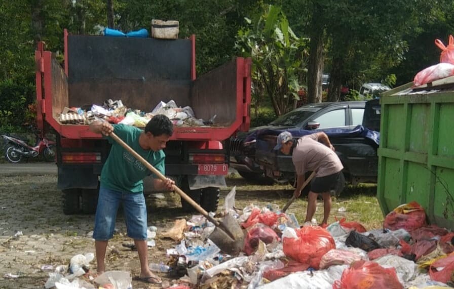 Pelayanan Sampah di Sinjai Dinilai Tidak Optimal, Sarana Penunjang Mendesak Dibenahi