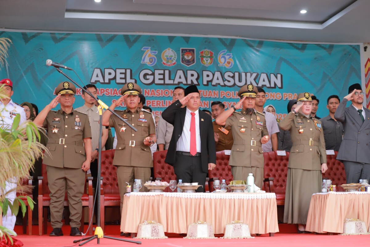Apel Pasukan Satpol PP dan Satlinmas Sulsel Digelar di Wajo
