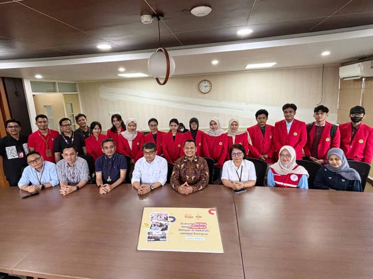 Telkomsel Salurkan Bantuan Pendidikan untuk Mahasiswa UNHAS dan UNM, Perkuat Kemajuan Pendidikan Tinggi