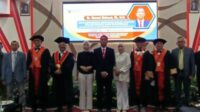 Oplus_131072 Ini Judul Disertasi Mengantarkan Kompol Mamat Rahmat Raih Gelar Doktor Ilmu Komunikasi di Unhas