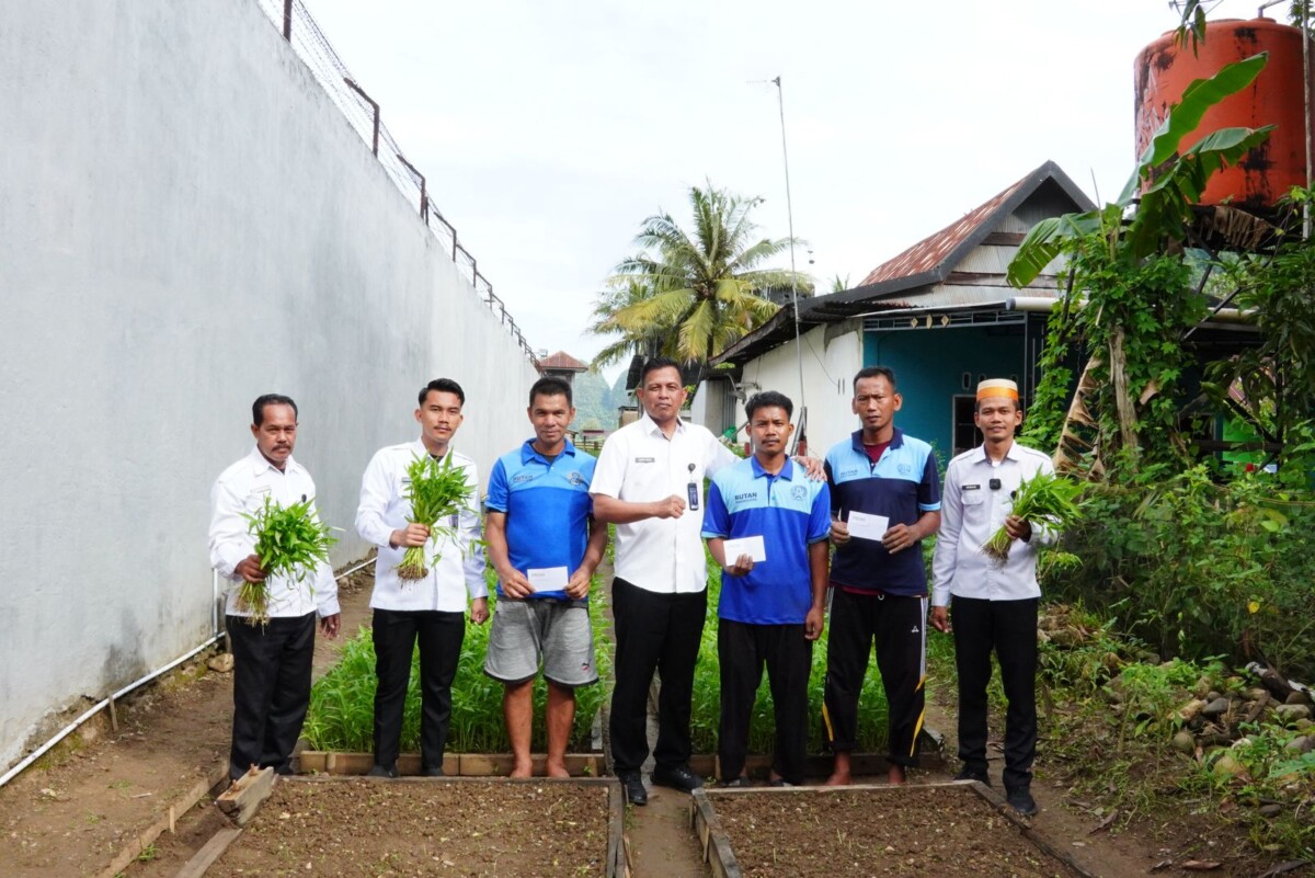 Kelola Lahan Pertanian Rutan Pangkejane, Warga Binaan Tetap Produktif dan Berpenghasilan