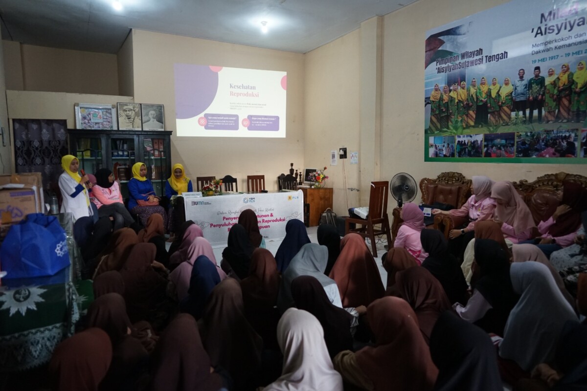 Kartini Masa Kini : Srikandi PLN Dorong Remaja Perempuan Sehat dan Percaya Diri