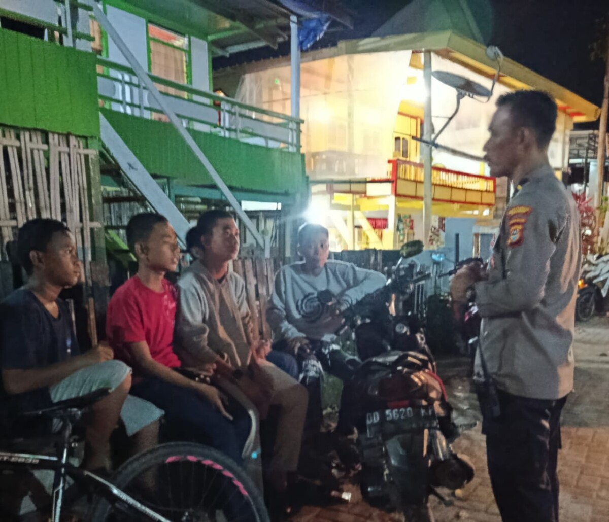 Wujudkan Pulau Aman dan Nyaman, Personel Polsubsektor Sangkarrang Gencarkan Patroli