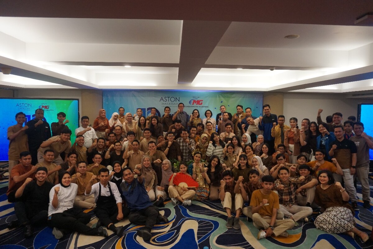Syukuran HUT Aston Makassar yang ke-13 dengan Tema Beyond Boundaries 