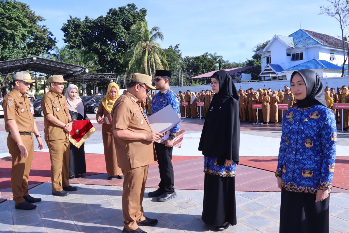 Bupati Takalar Serahkan Surat Keputusan kepada 85 CPNS