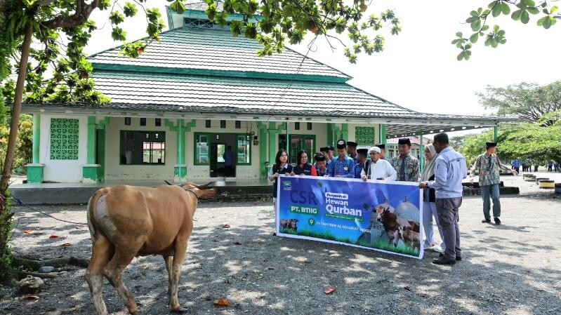 Boleh Dicontoh, Huabao Indonesia Salurkan CSR, 17 Hewan Kurban untuk Warga Sekitar Lingkar Industri