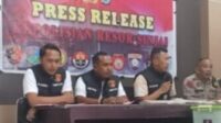 IMG-20250612-WA0031 Sekda Sinjai Diperiksa Terkait Dugaan Korupsi Pengadaan Mesin Absensi Sekolah