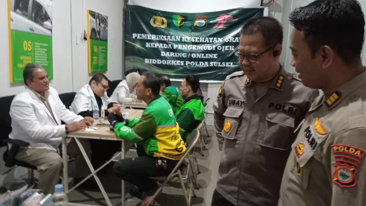 Biddokkes Polda Sulsel Peduli Kesehatan Pengemudi Ojol