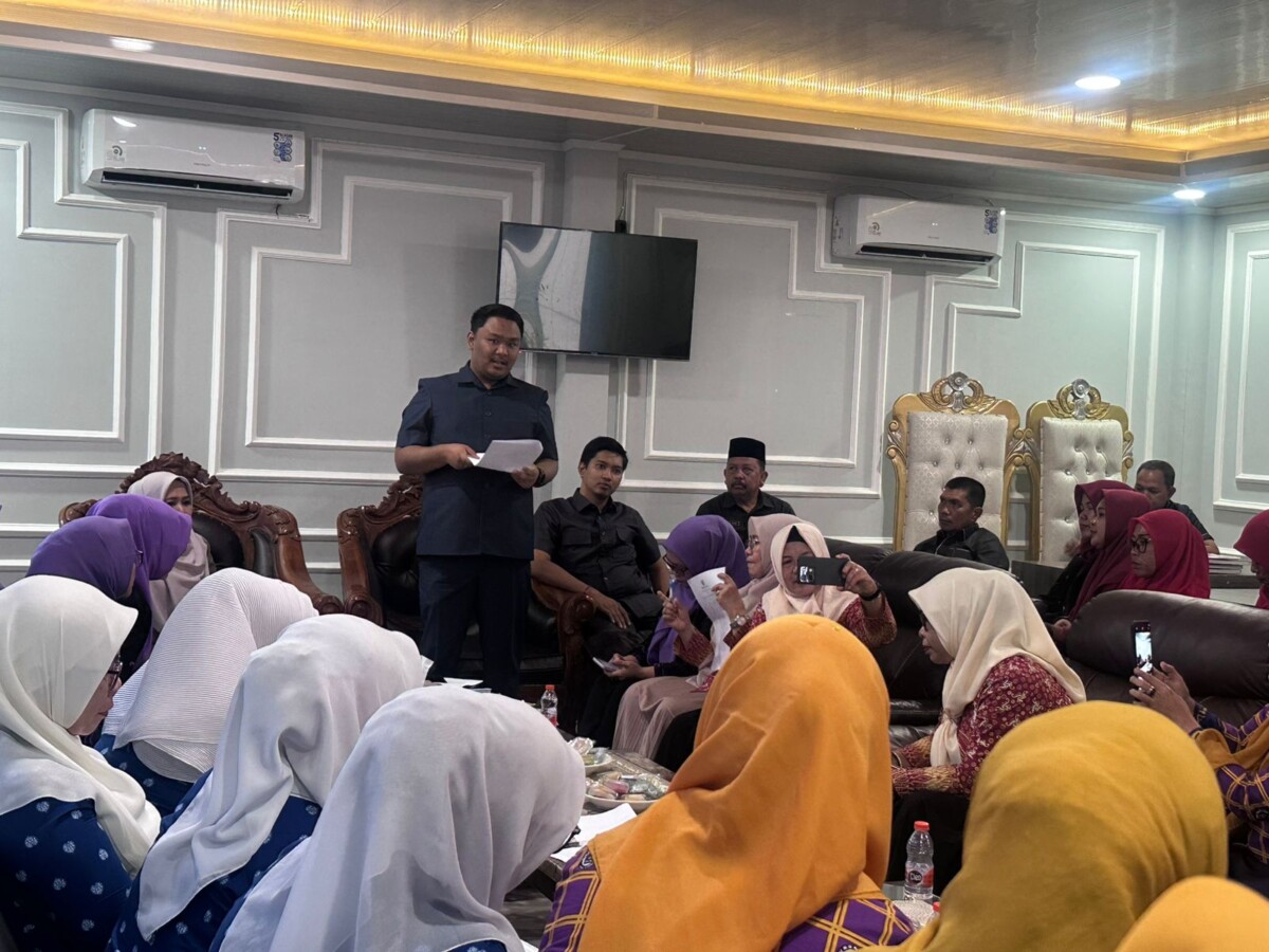 Ketua DPRD Minta Bupati Maros Evaluasi Kinerja Kadis Pendidikan