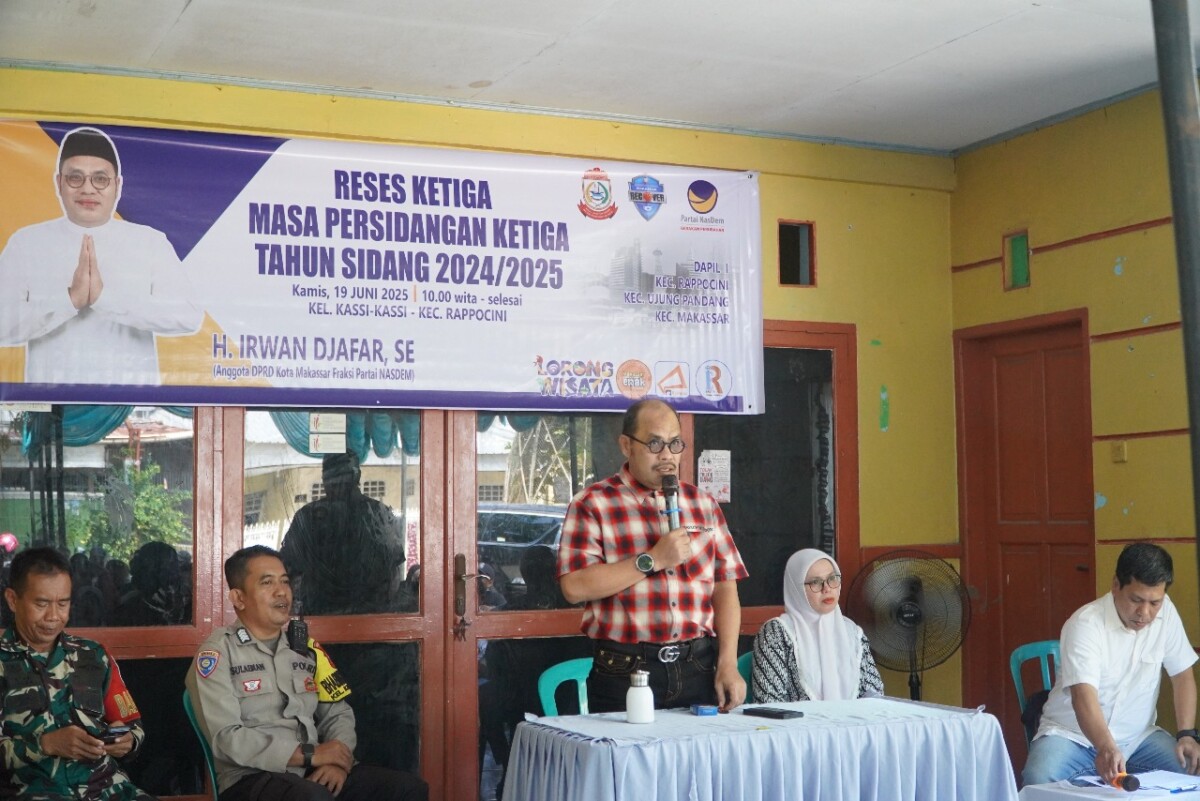 Irwan Djafar Serap Aspirasi Warga Kassi-Kassi Soal Jalan Rusak, Posyandu, dan Pemilihan RT/RW