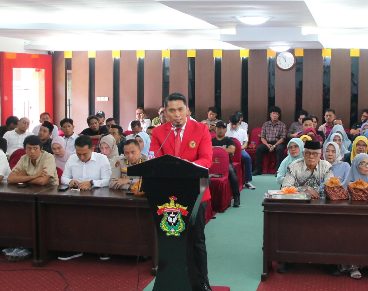 Sang Pemberantas Kejahatan di Makassar Raih Gelar Doktor Hukum di Unhas
