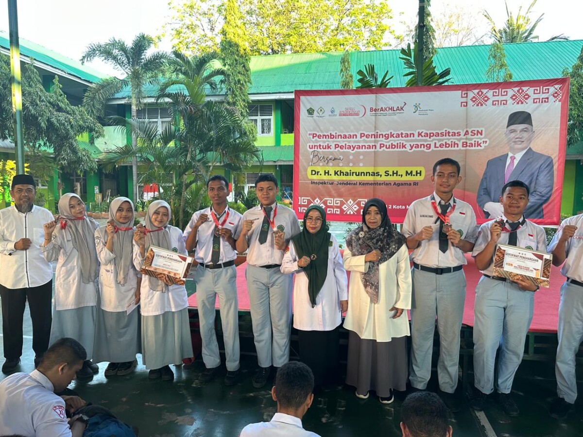 Siswa MAN 2 Makassar Sabet Dua Juara Olimpiade Pendidikan se-Sulselbar